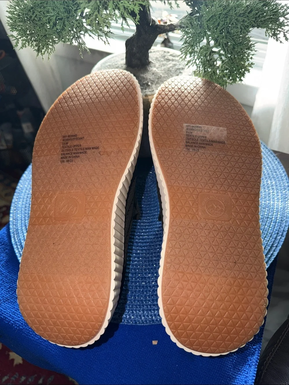 White Mountain Dystant Platform Mule Black Knit Slip On Shoes